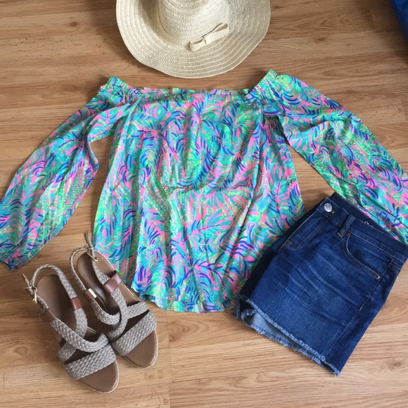 Lilly Pulitzer Tops - 🌸NWT Lilly Pulitzer Adira Silk Top 🌸